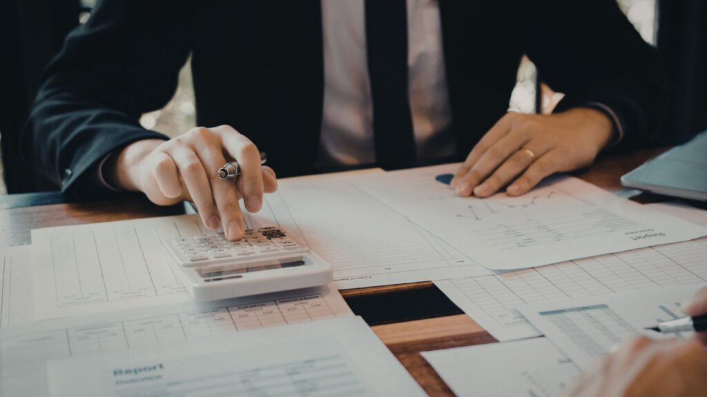 Financial calm is not luck. It is planned.
Cash Flow